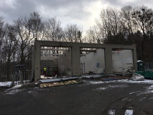 Původní stav garáží v Trojanovicích, Kamil Mrva Architects