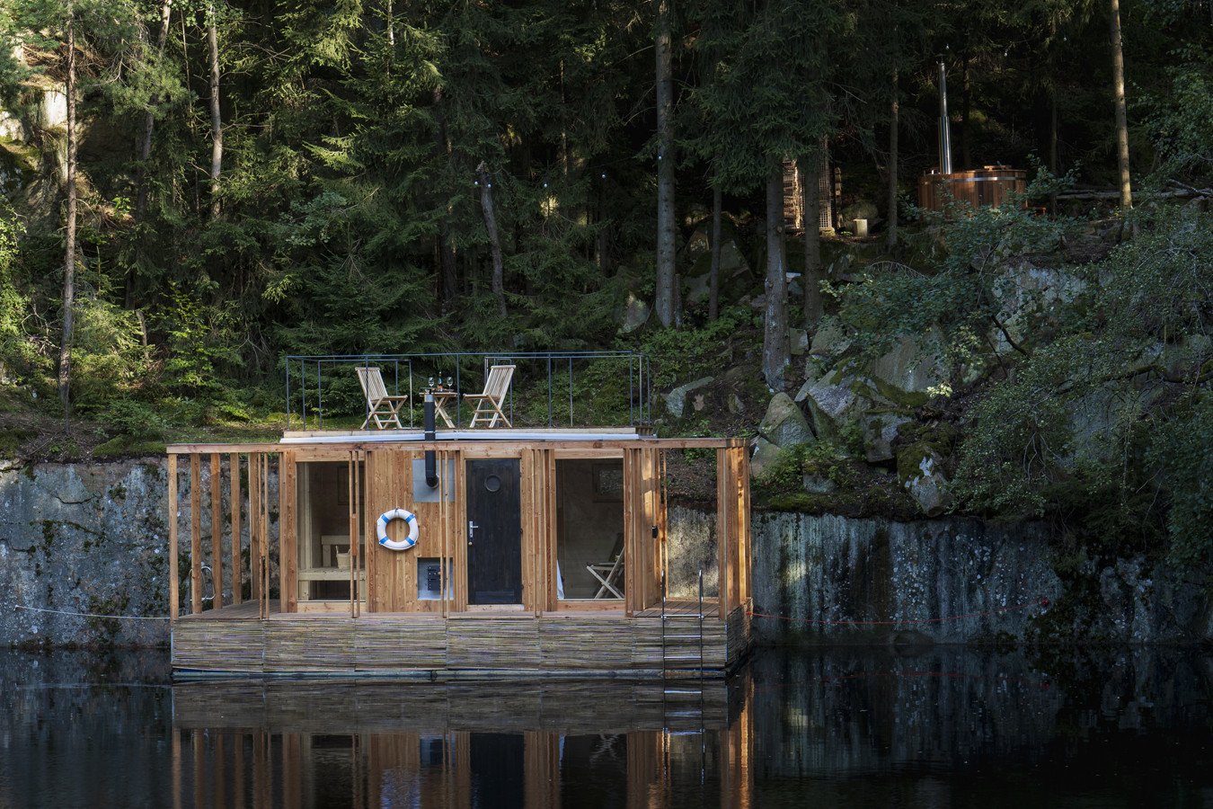 Plující sauna od ateliéru Hra