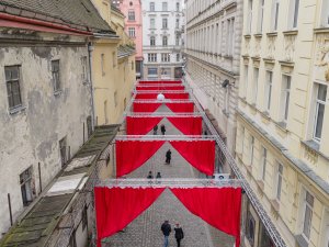 Vede k němu Františkánská ulice... (Peer Collective a Kateřina Šedá, Festival vánočních zlozvyků)