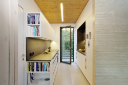 Rodinný dvojdům v Klánovicích od Jakuba Chocholy