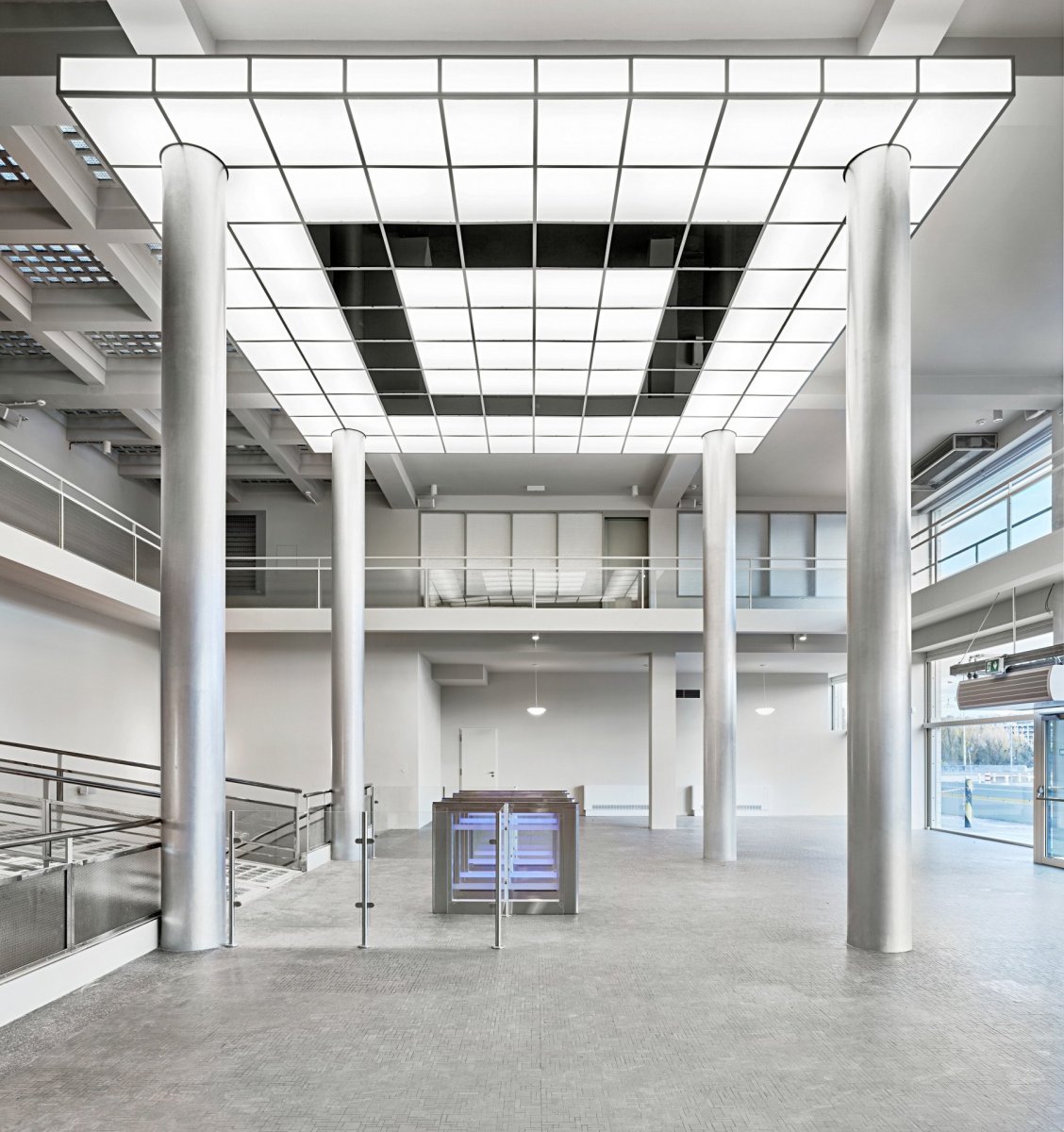 Budova Elektrických podniků v Praze-Holešovicích po rekonstrukci od studia TaK Architects
