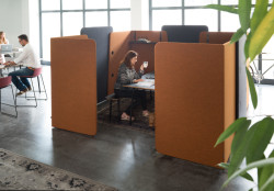 Optimalizované pracovní prostředí kanceláří vyžaduje strukturované uspořádání.