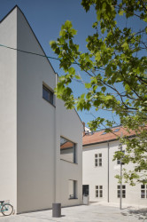 Projekt Nádvoří v Trnavě, Vallo Sadovsky architects