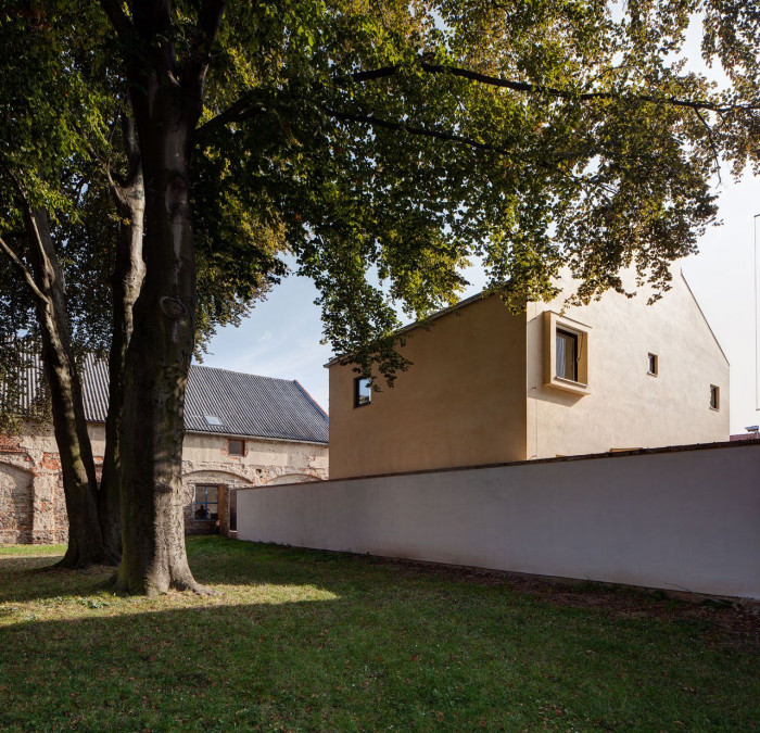 ov-a, Dům pro volný čas Sušice – foto