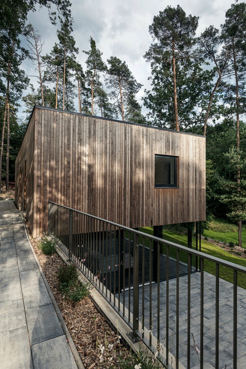 Dům ve Skrejši, Refuel works / Zbyněk Ryška, Jan Skoupý, Libor Šupler