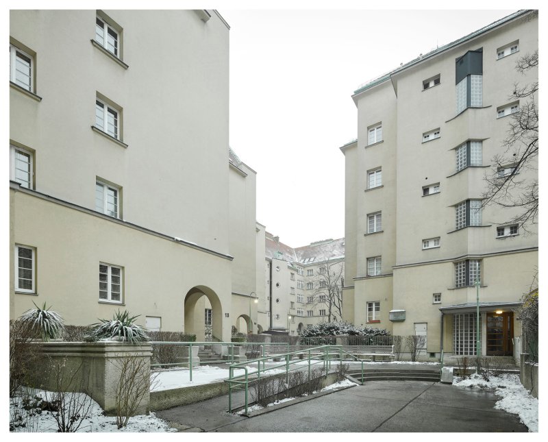 Julius-Popp-Hof - Heinrich Schmid, Hermann Aichinger, 1925 - 1927, 369 bytů
