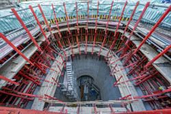 Stavební firma spolupracovala na bezbariérovém zpřístupnění stanice metra se společností PERI.