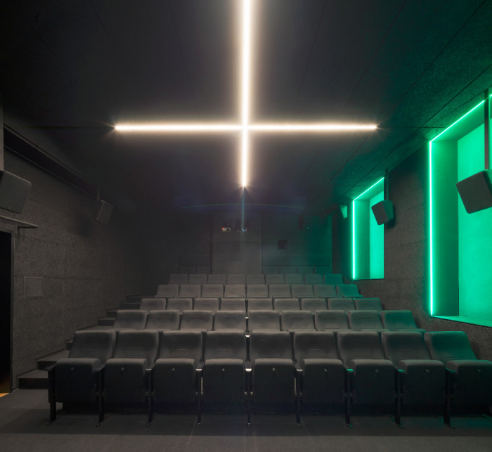 Nový kinosál kina Světozor, SKUPINA/ Marcela Steinbachová, Vít Holý