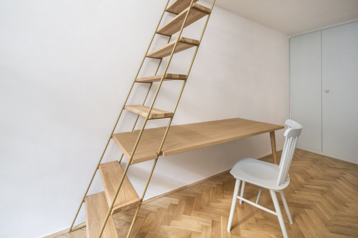 Rekonstrukce činžovního bytu s pavlačí, No Architects