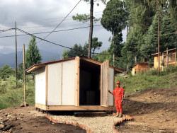 Nouzový přístřešek pro přípdad živelné kasatastrofy - zatím je to prototyp.