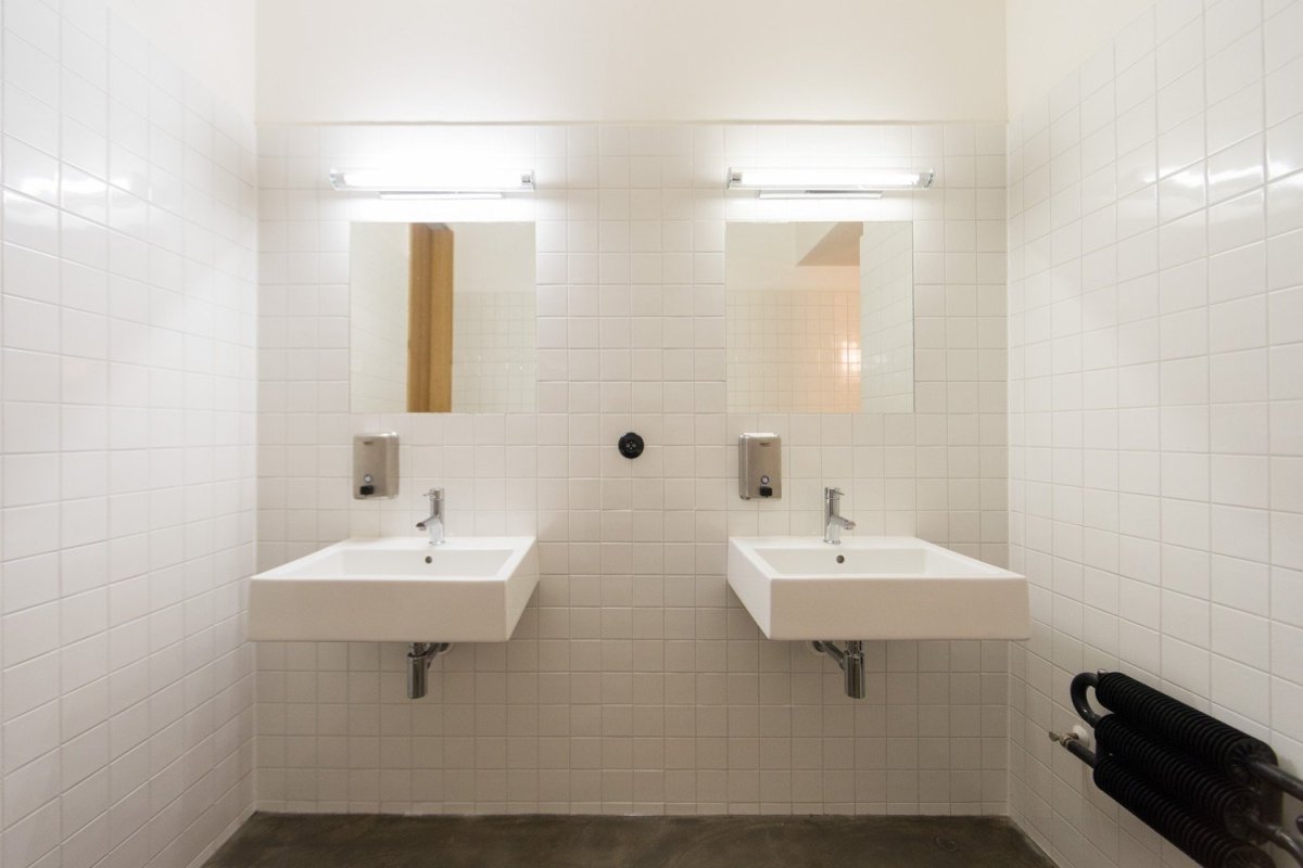 Rekonstrukce hospody se sálem v Máslovicích, Bod Architekti