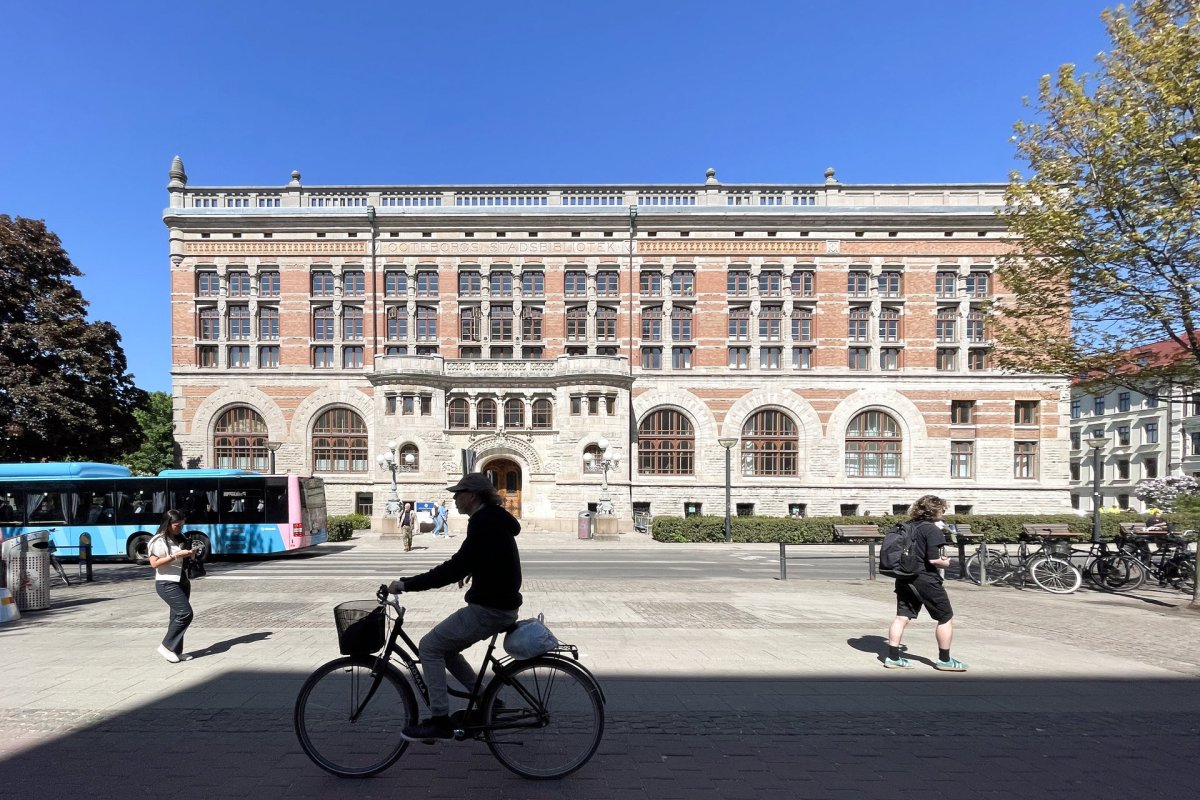 Univerzitní knihovna pro společenské vědy v Göteborgu