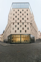 Parkovací dům Panenská, Architekti Hrůša a spol.