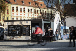 Kavárna POTMĚ, Jihlava.