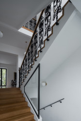 Zrekonstruovaná vila poblíž Prahy od Karnet architekti