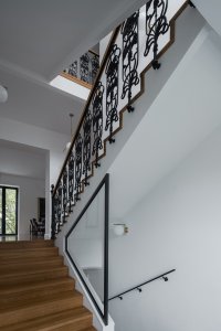 Zrekonstruovaná vila poblíž Prahy od Karnet architekti