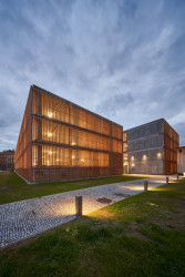 Parkovací dům Jana Gayera, architekti chmelík & partneři