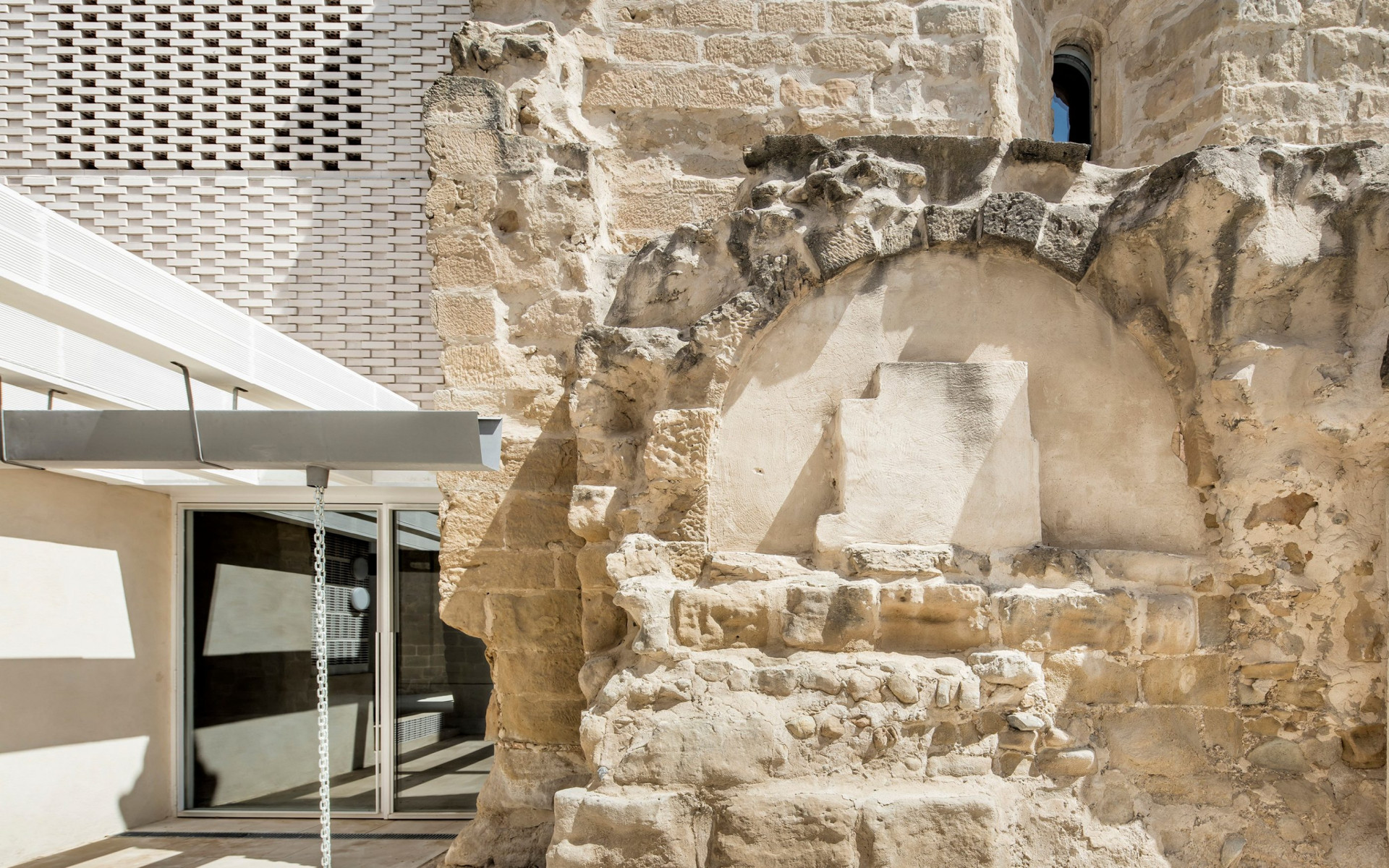 Rekonstrukce gotického kostela Santa María ve Španělsku, AleaOlea architecture & landscape