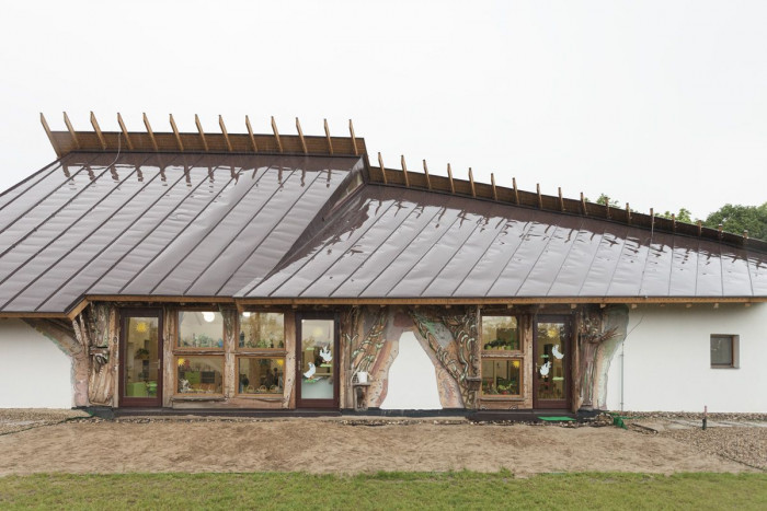 Atelier 8000 (Martin Krupauer, Jiří Střítecký), Mateřská škola v Dobříni - foto