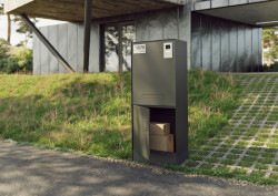 Modul FULL – box na ukládání balíků. Doručovací firmě dáte kód a o víc se nemusíte starat. Modul disponuje poštovní schránkou, číslem popisným a přípravou na zvonek a vchodovou skrytou kameru