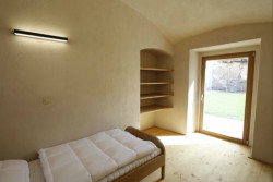 Úprava bývalé fary ve Chvalšinách na zařízení pro  pobyty osob s poruchami autistického spektra, 4DS