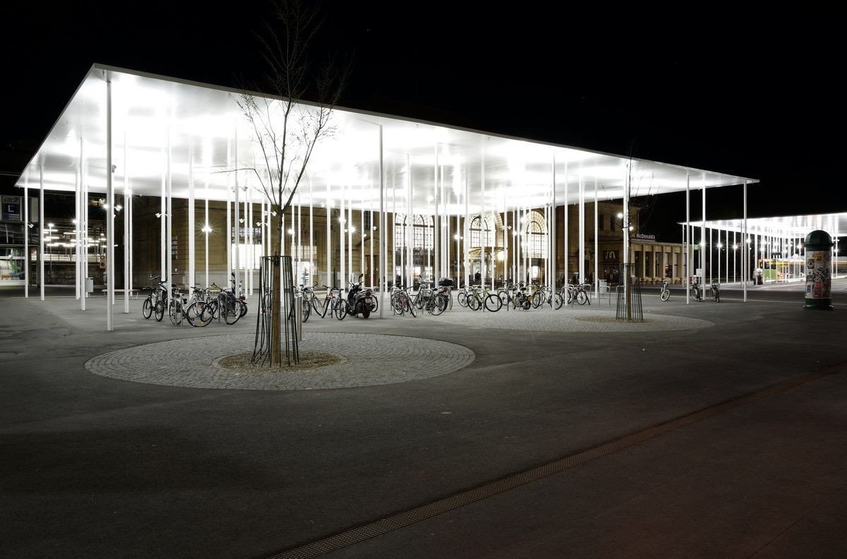 Autobudové nádraží  La Chaux-de-Fonds, frundgallina architectes fas sia, Foto