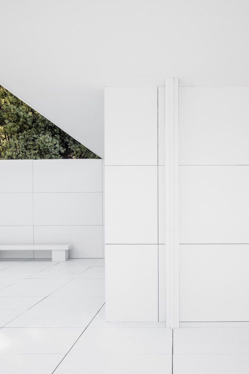 Mies Missing Materiality