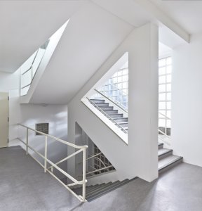 Budova Elektrických podniků v Praze-Holešovicích po rekonstrukci od studia TaK Architects