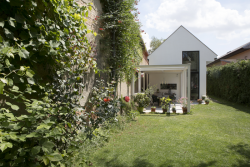 BI:ST - dům u jezera, Stefan Ehrenberger