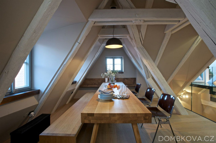 I. D. Arch, Půdní byt v jižních Čechách - foto