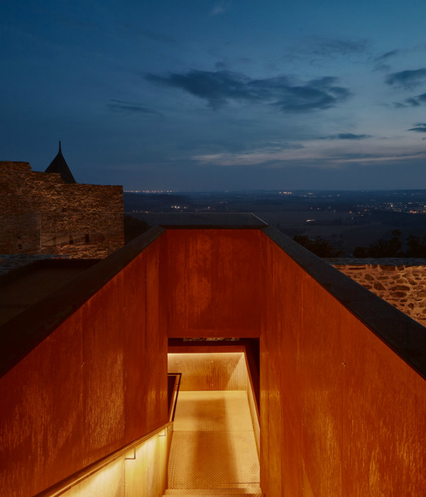 Rekonstrukce paláce hradu Helfštýna, Atelier-r / Miroslav Pospíšil, Martin Karlík