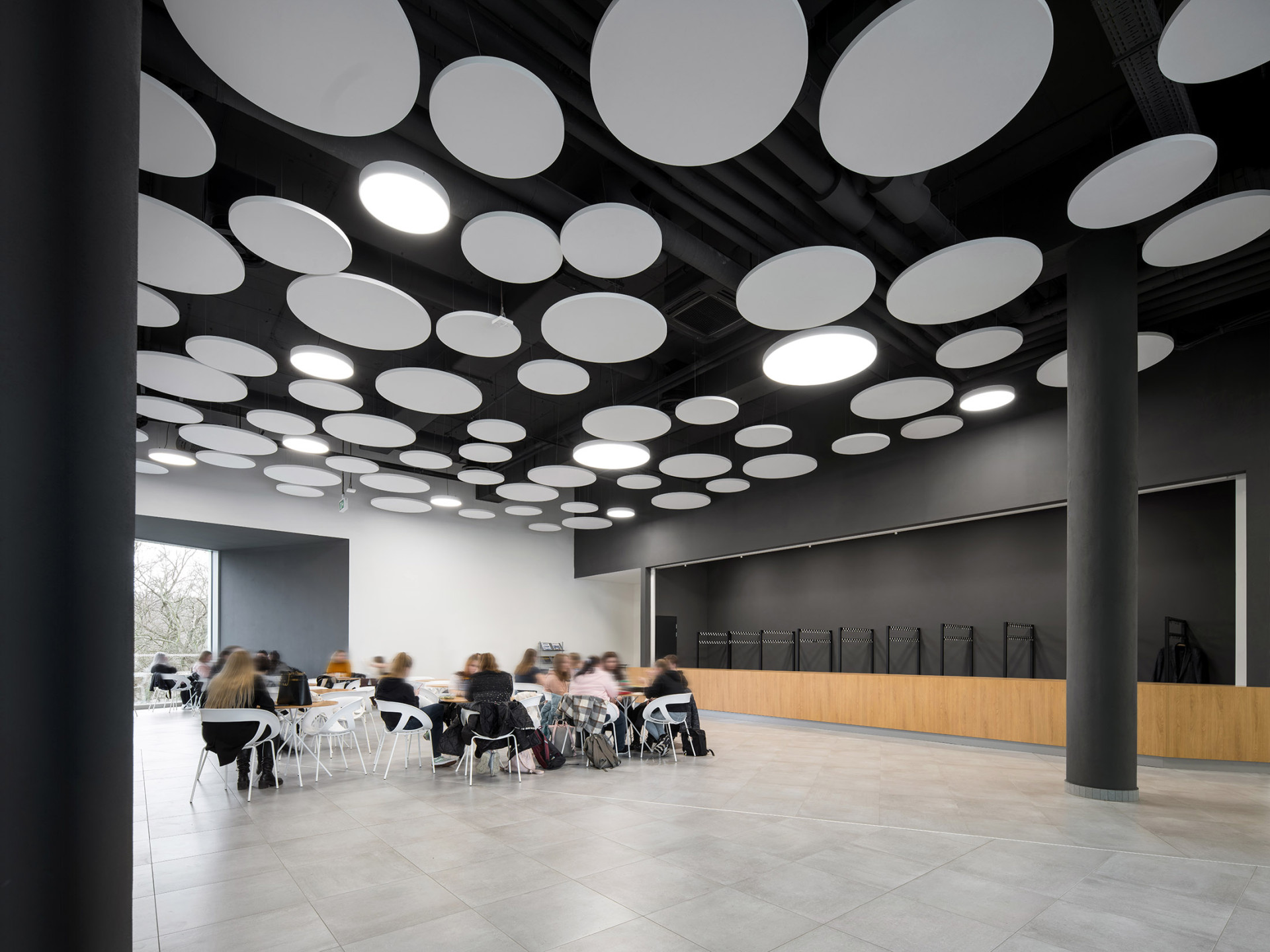 Univerzita Jana Evangelisty Purkyně v Ústí nad Labem se rozrostla o tři nové budovy, ve kterých byly použity obklady RAKO