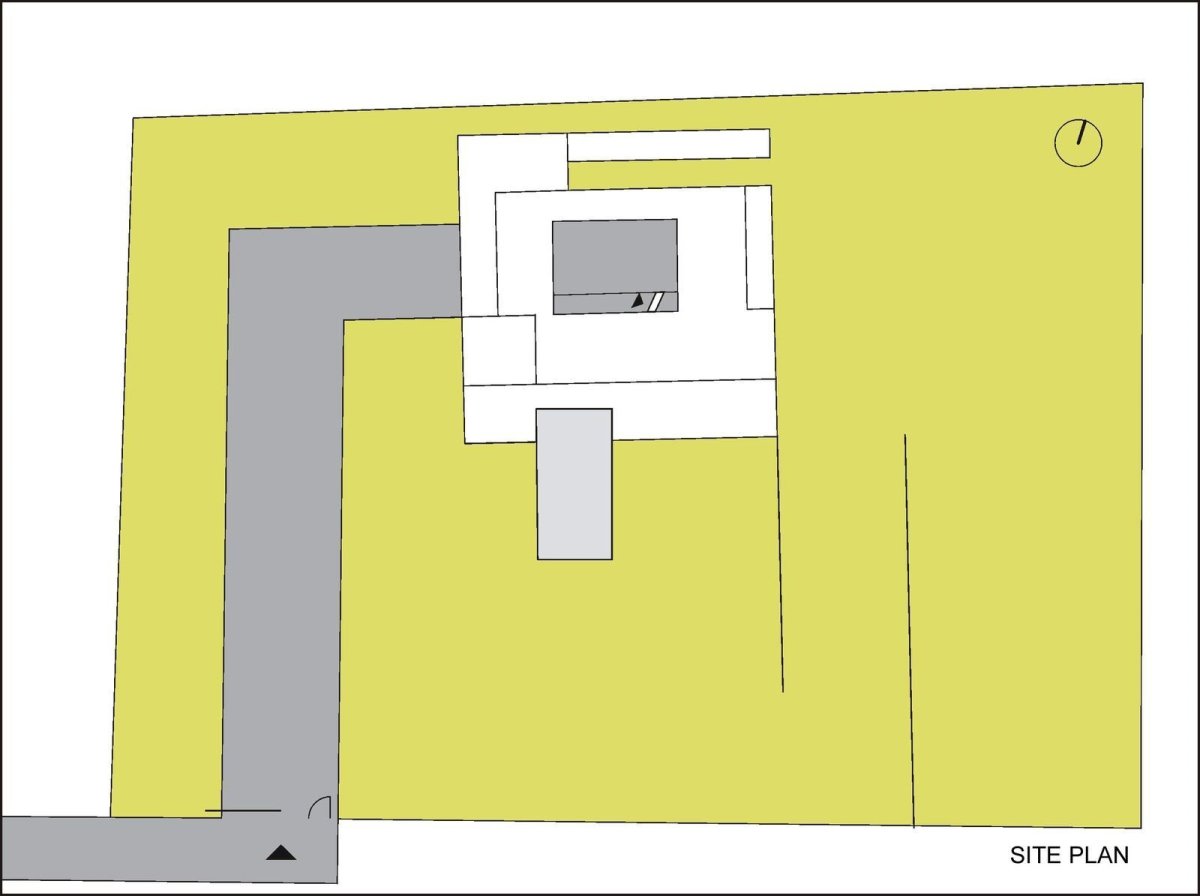 Robert Konieczny, KWK Promes, Aatrial House, situace