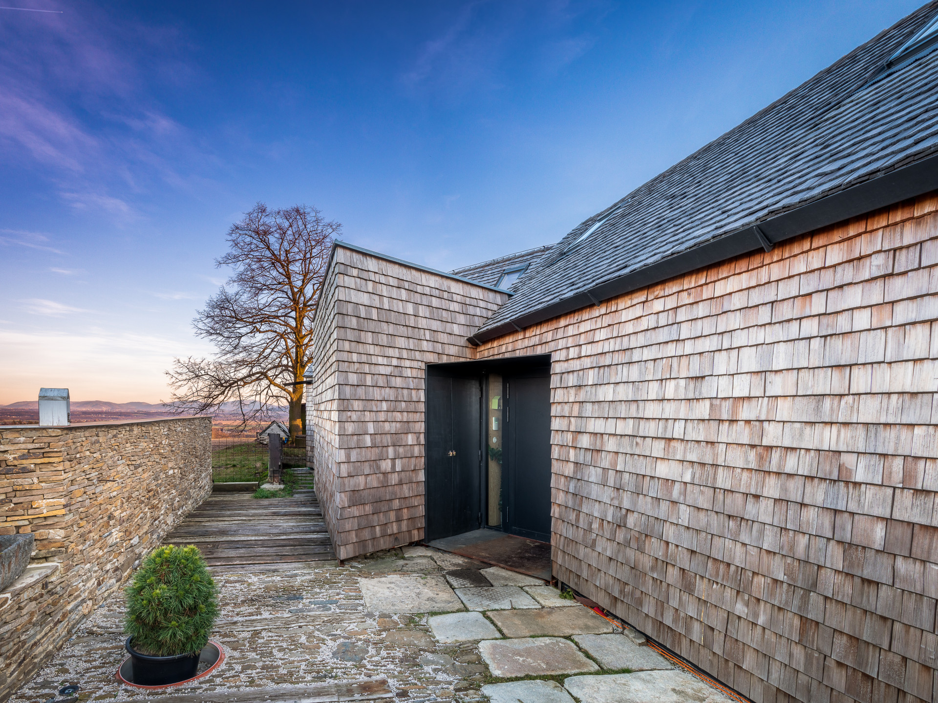 Proměna mlýna na Ostravsku v rodinný dům architekta Davida Kotka