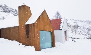 Rust-ic House, Urban Agency