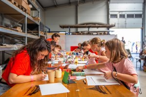 V Bílovicích u Uherského Hradiště vyrostl edukačně-výrobní areál společnosti Egoé.