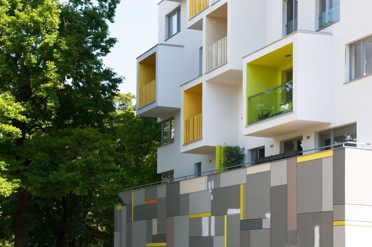 Architekti Šebo Lichý & Drahan Petrovič, Polyfunkčný objekt Nový Háj - foto