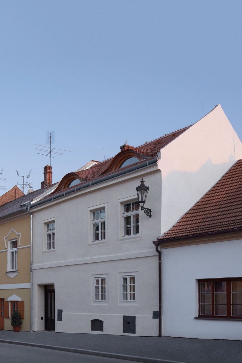ORA, Štajnhaus