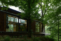 Ateliér je lehký a transparentní (Dům Medník, päivä architekti)