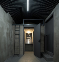 Bar - Studio Krymská, PAPUNDEKL ARCHITEKTI