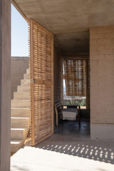 Casa Hilo, Zeller & Moye