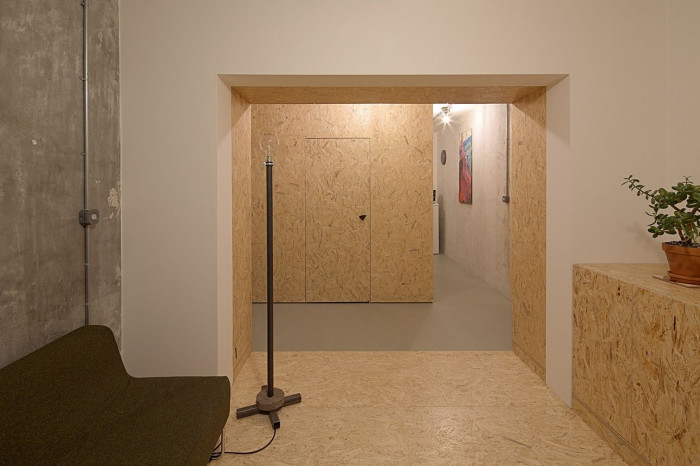 architectureMADE, rekonstrukce bytu paneláku v Plzni, foto