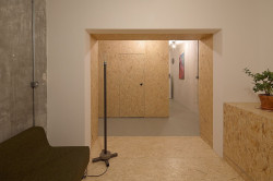 architectureMADE, rekonstrukce bytu paneláku v Plzni, foto