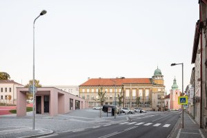 2021 architekti navrhli hravé veřejné prostranství pro severočeské město Červený Kostelec