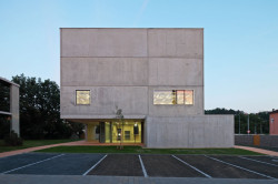 atelier-r, Přístavba laboratoří a počítačového centra CzechGlobe – foto