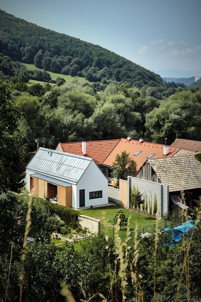 Jaro Krobot architekt, Drevodom v Lučatíne – foto