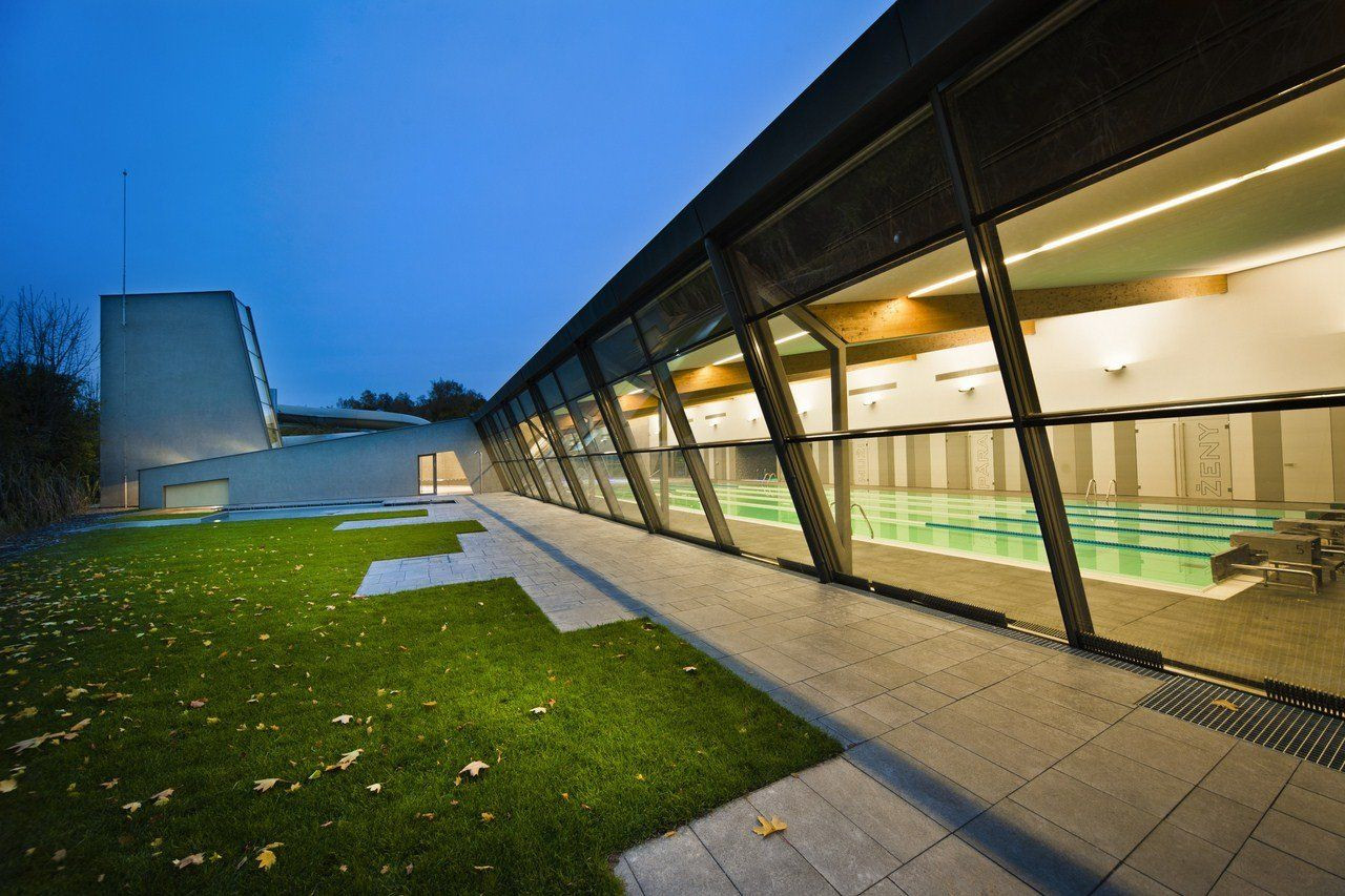 Architekti DRNH, Krytý plavecký bazén v Litomyšli – foto