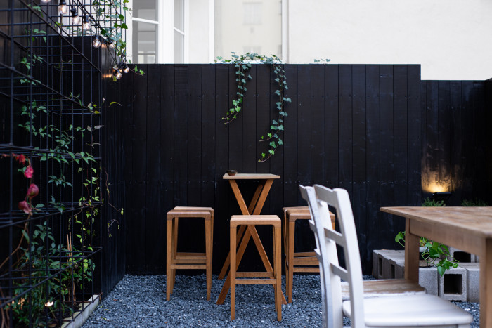 Rekonstrukce restaurační zahrady Hoja, Petr Danda