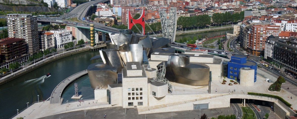 Frank Gehry, Guggenheimovo muzeum v Bilbau, foto