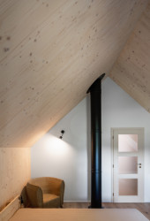 Rekreační chata na Lipně od architektů z Les Archinautes